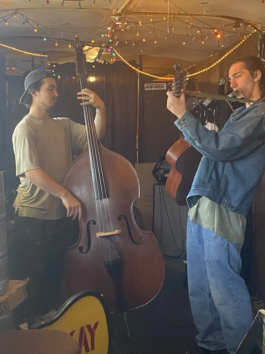 Gus Kohler - Bassist